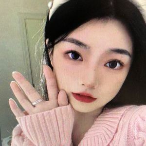 Meet your Posher, Frederica